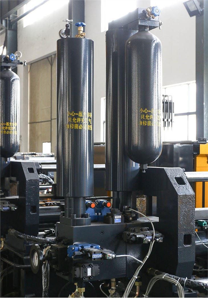Aluminum And Zinc Die Casting Machine